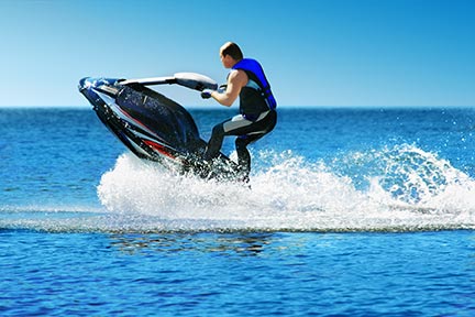 Many people like to do
tricks on jet skis, however, these tricks often lead to
injuries and boating accidents. Call a Brownsville boat
accident attorney today to discuss your options.